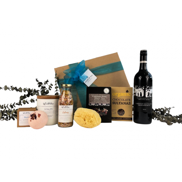 Organic Pamper Hamper with Organic Wine, Candle & Bath Treats