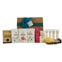 Pregnancy Pamper Hamper (with Bathroom Essentials & Drinking Chocolate)